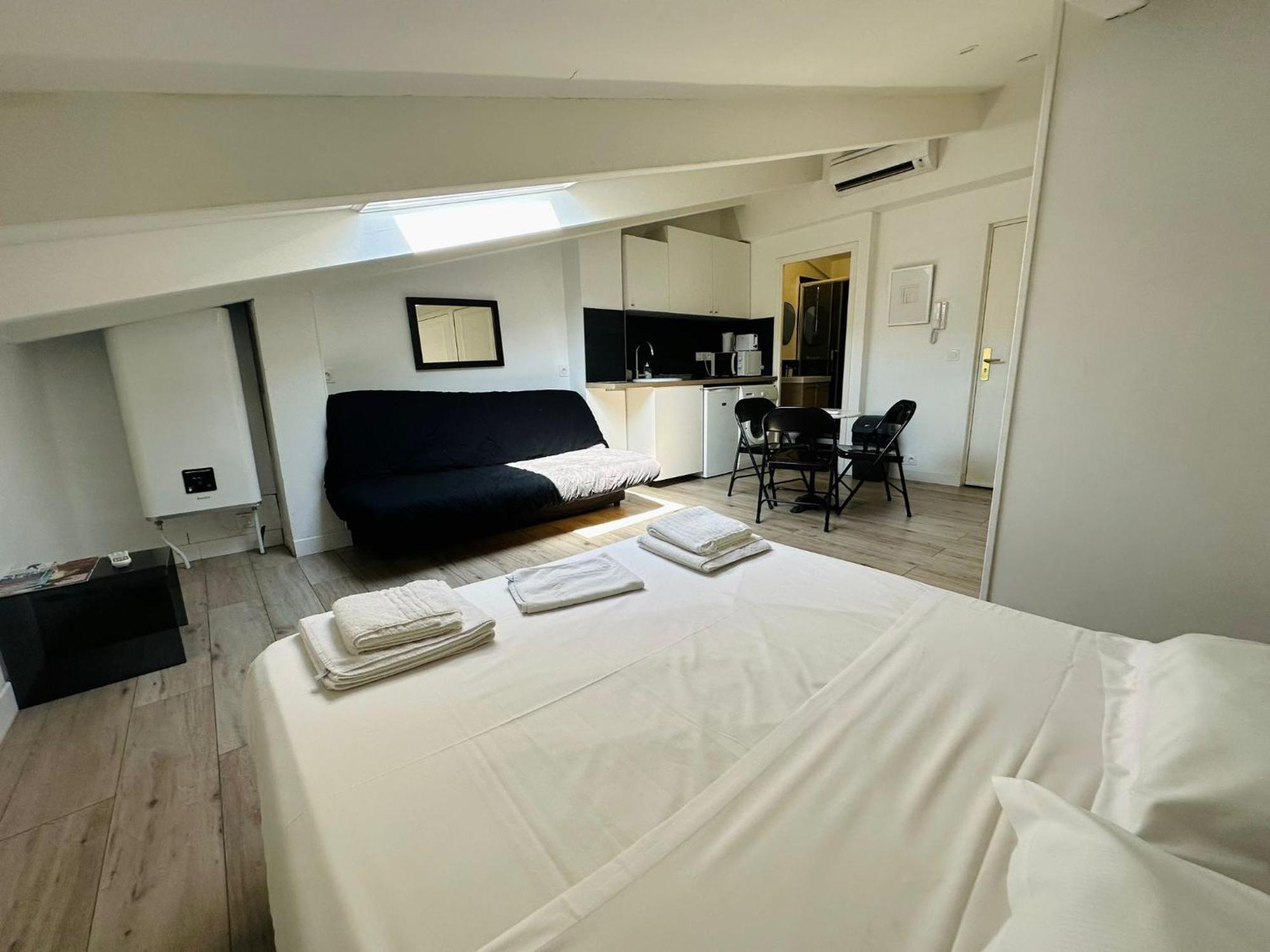 Apartment A Meyerbeer